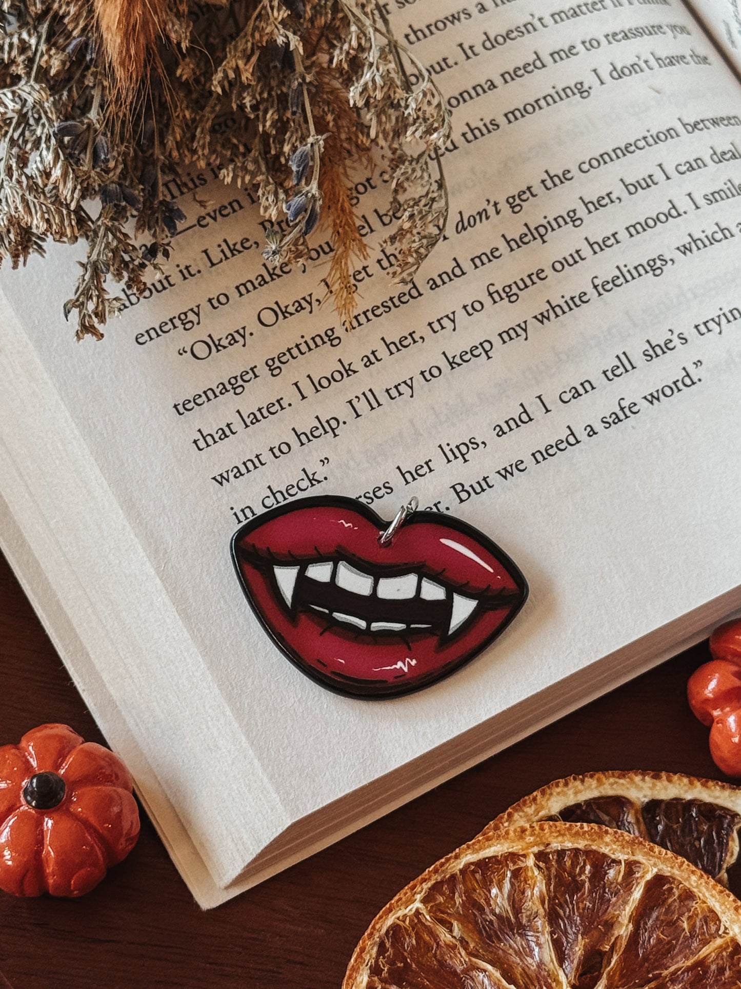 Vampire Lips Dust Plug