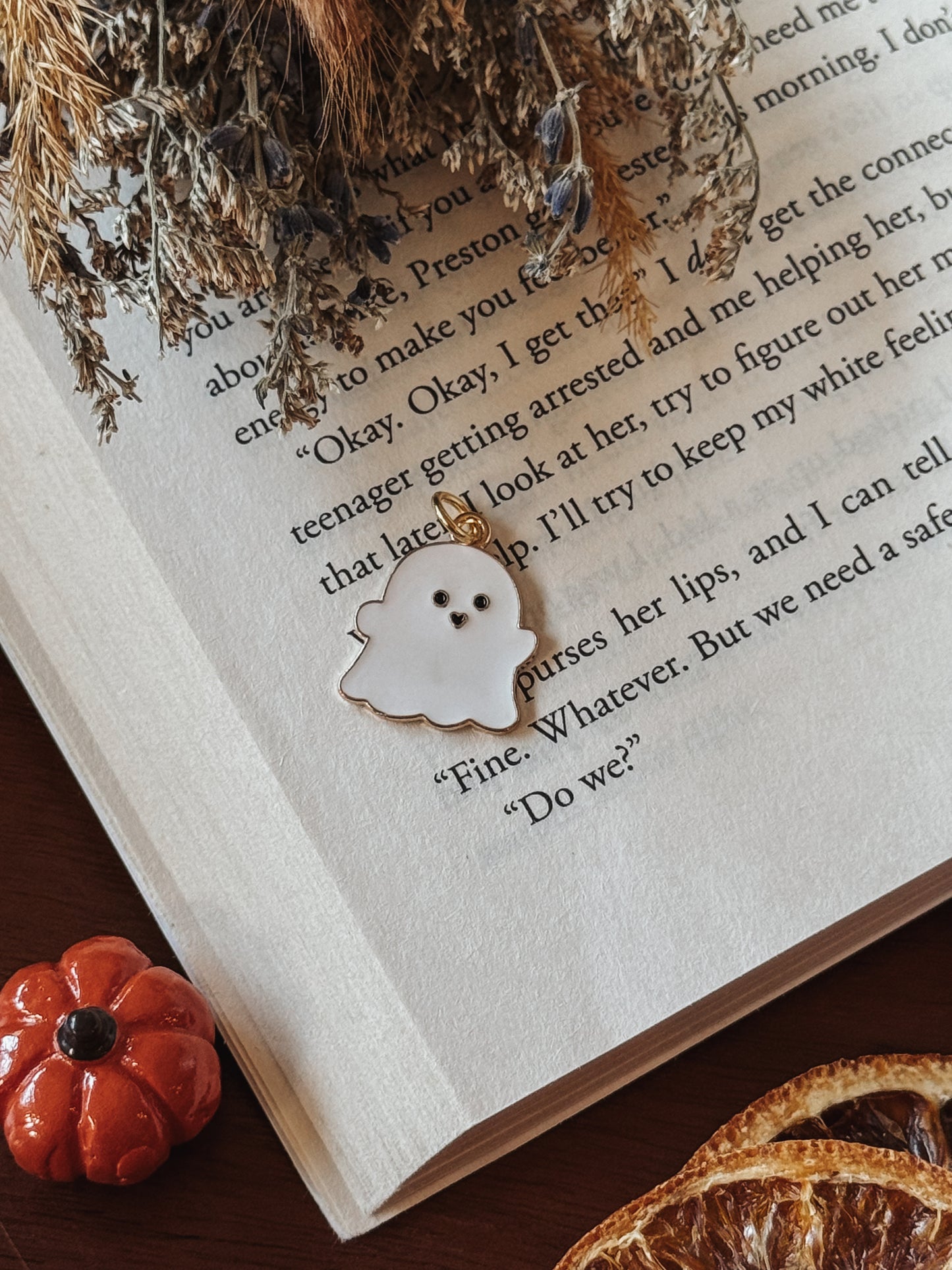 Happy Ghost Plug