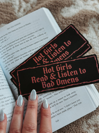 LIMITED EDITION PINK - Hot Girls Read Bad Omens Foil Bookmark